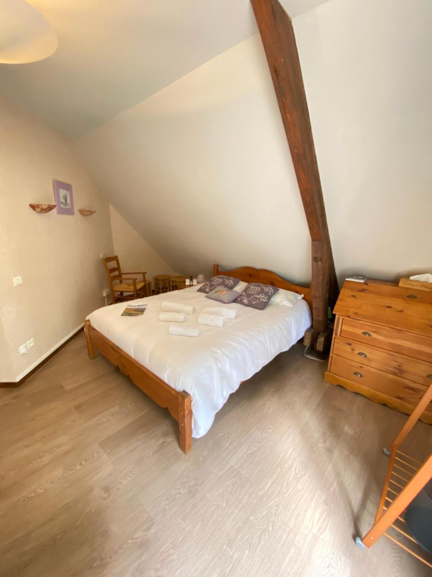 Logis Hotel Restaurant Auberge Du Bougnat Saint-Victor-la-Riviere Dış mekan fotoğraf